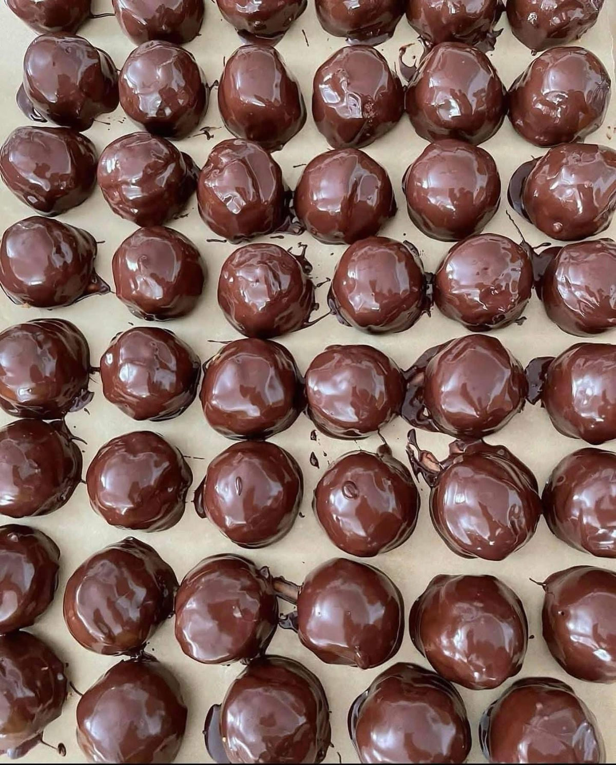 Candies/Nuts